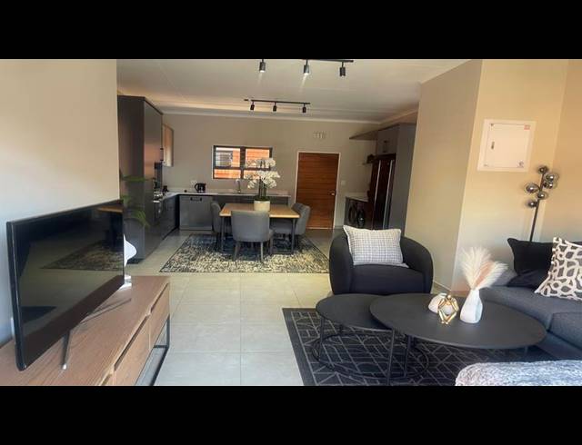 3 BEDROOM HOUSE FOR SALE IN RIETVALLEIRAND